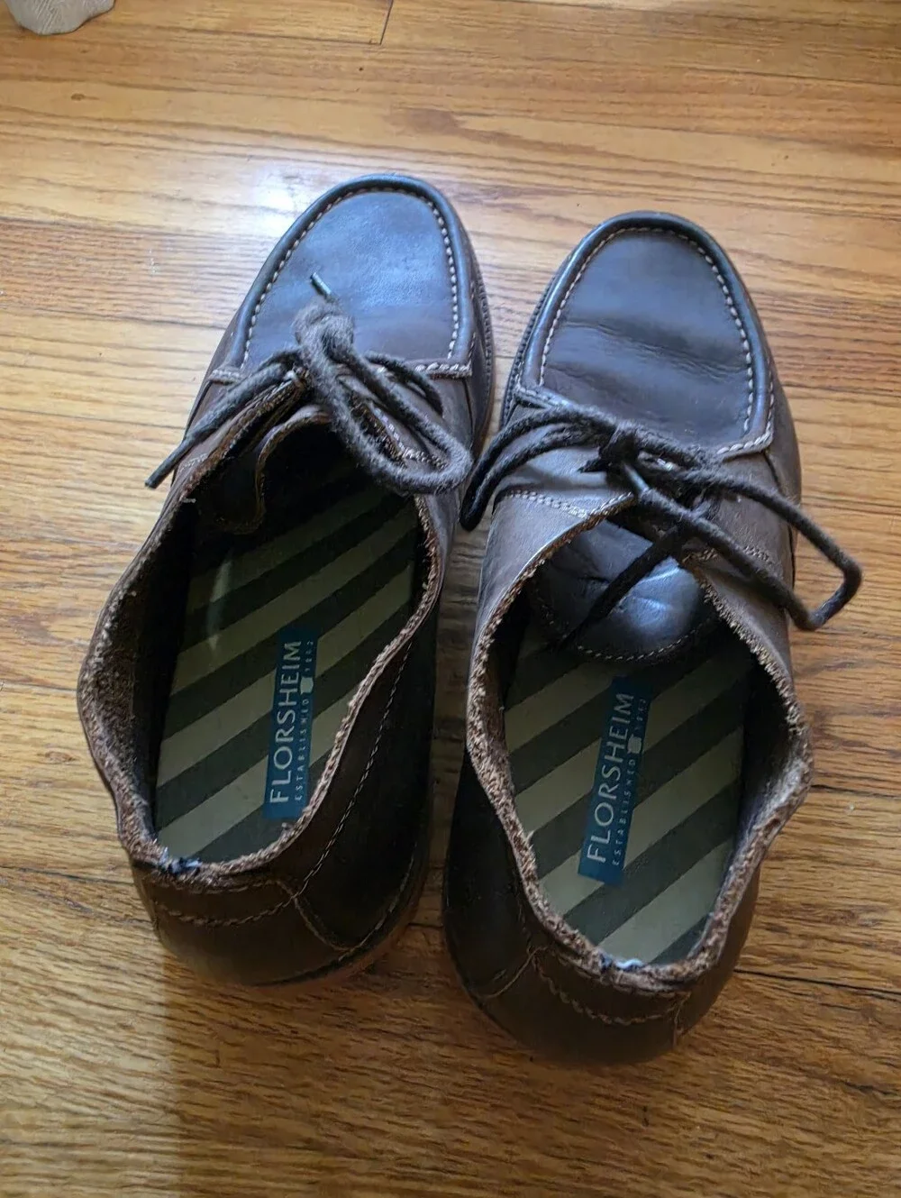 Men's Dark Brown Leather Florsheim Moc Toe Chukka Boots - Size 11
